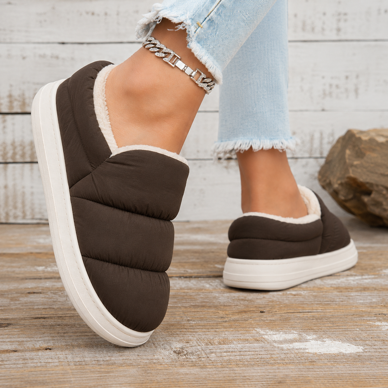 NOLA Puffer Slippers