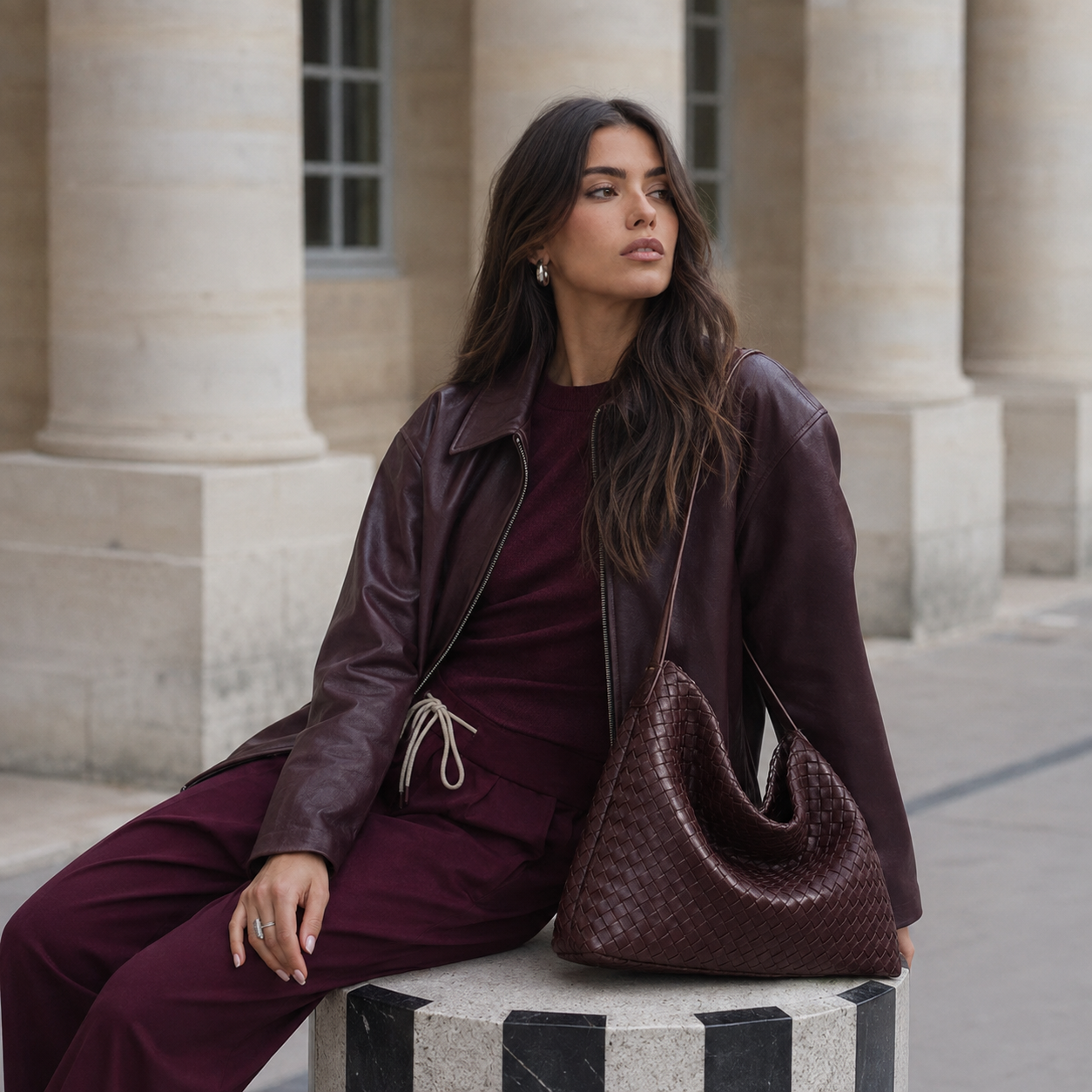 AMELIE Woven Shoulder Bag
